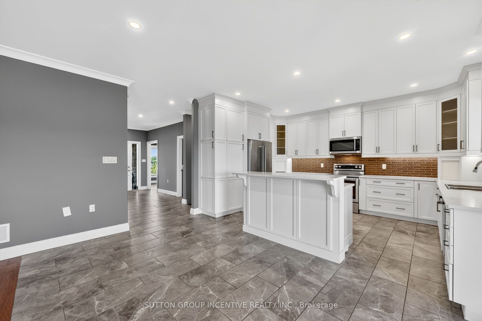15 Caldwell Drive Property Photo 13