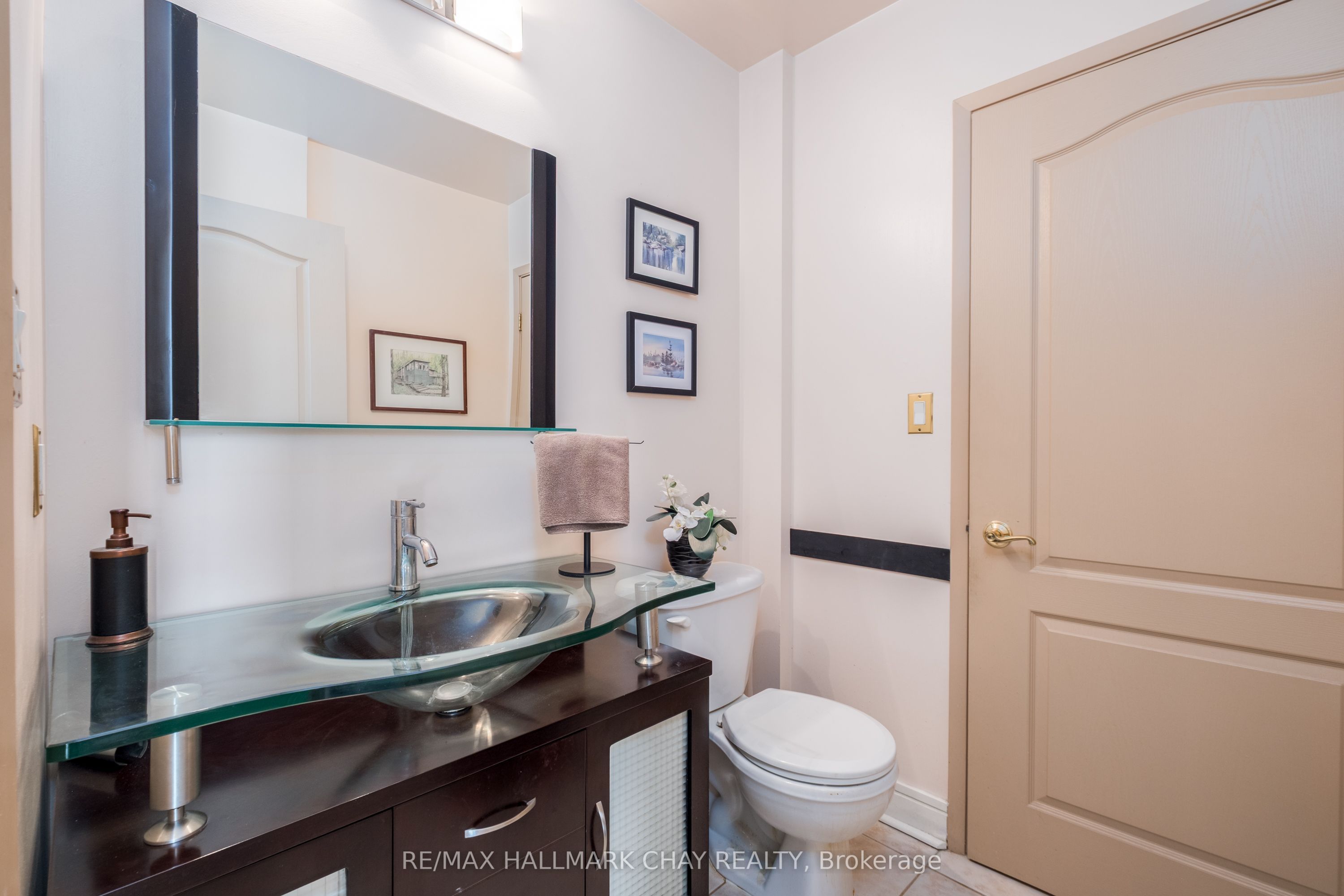 2 Toronto Street 310 Property Photo 11
