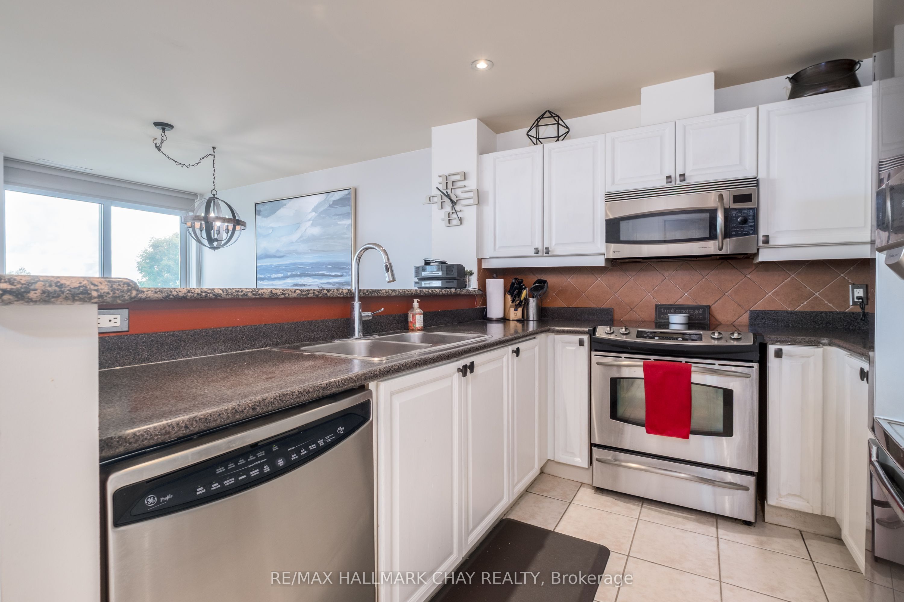 2 Toronto Street 310 Property Photo 16