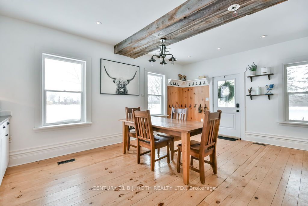 1153 Glengarry Landing Road S Property Photo 6
