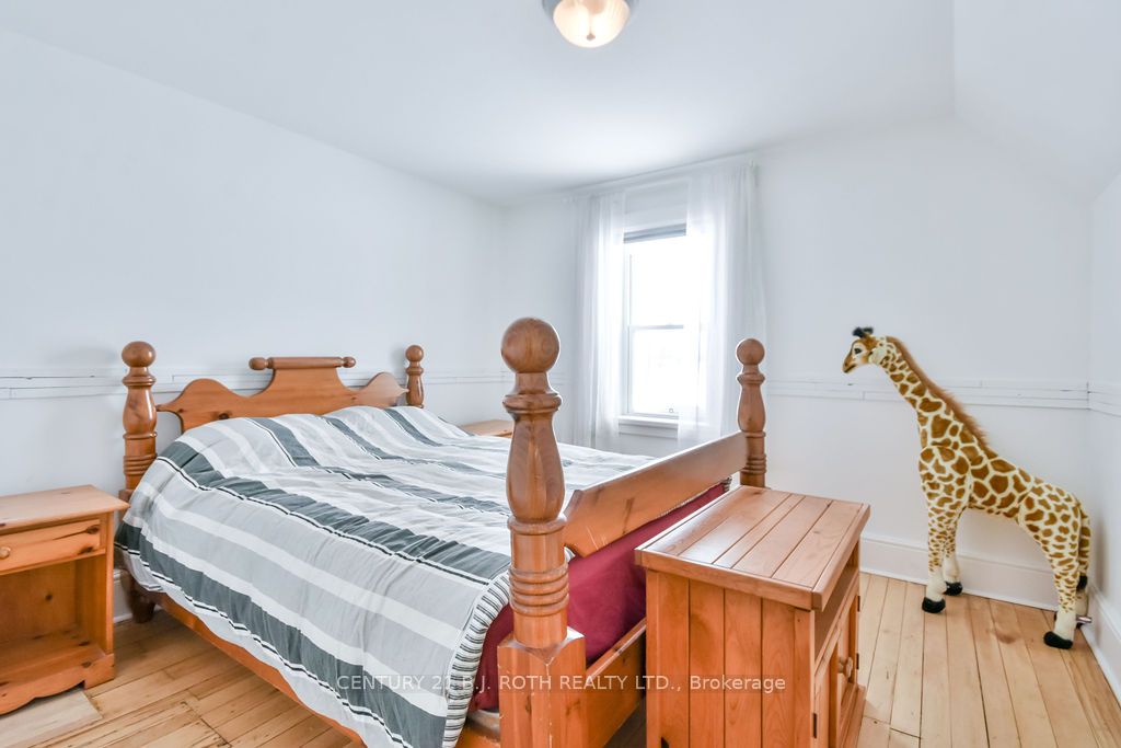 1153 Glengarry Landing Road S Property Photo 10