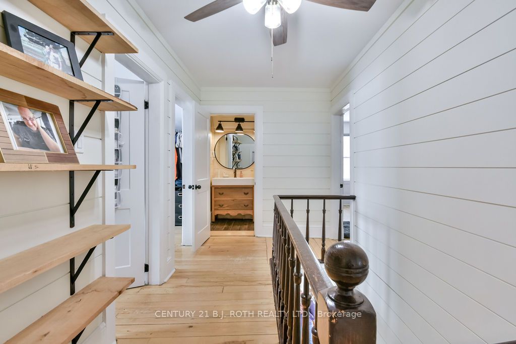 1153 Glengarry Landing Road S Property Photo 11