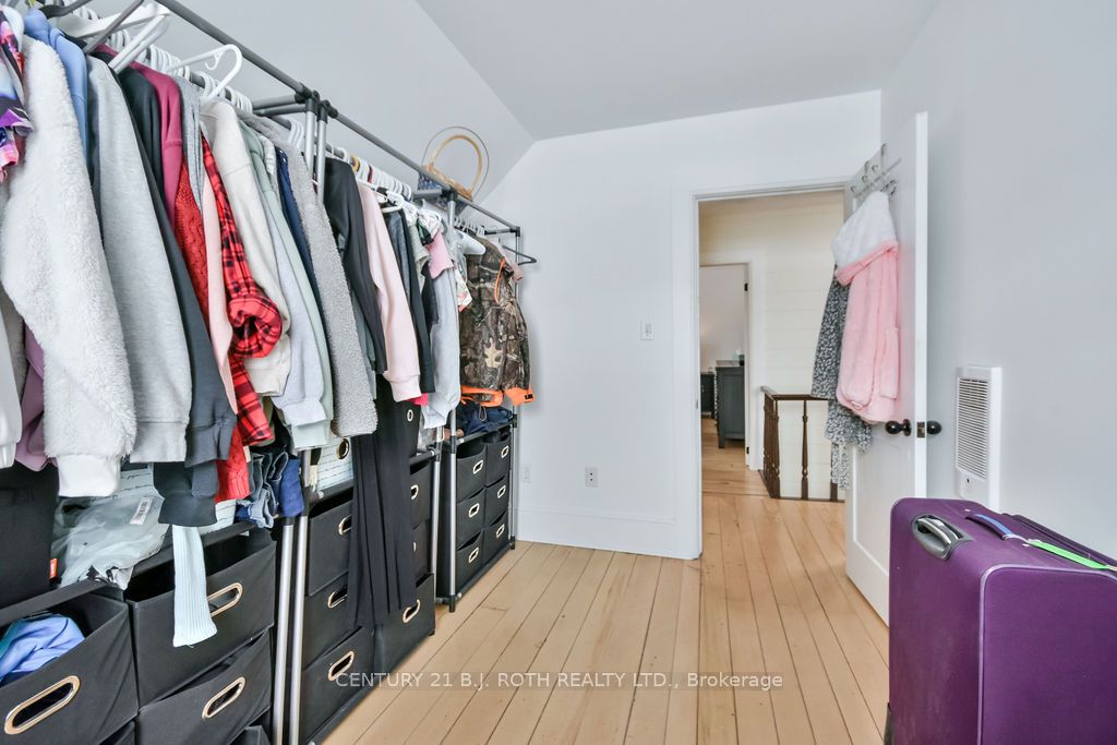 1153 Glengarry Landing Road S Property Photo 13