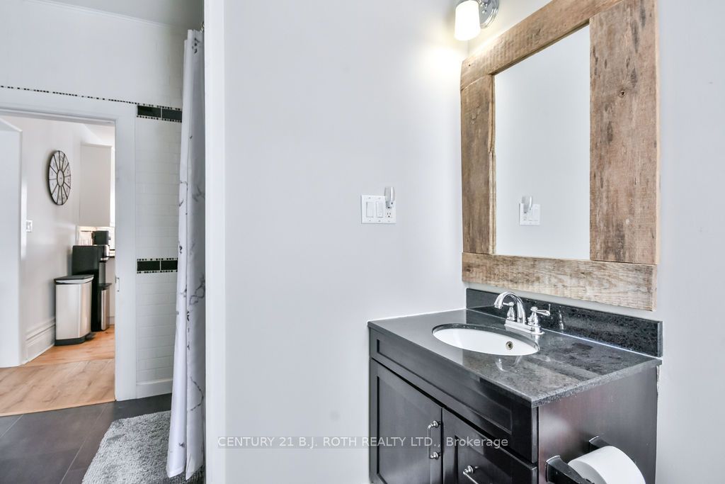 1153 Glengarry Landing Road S Property Photo 19