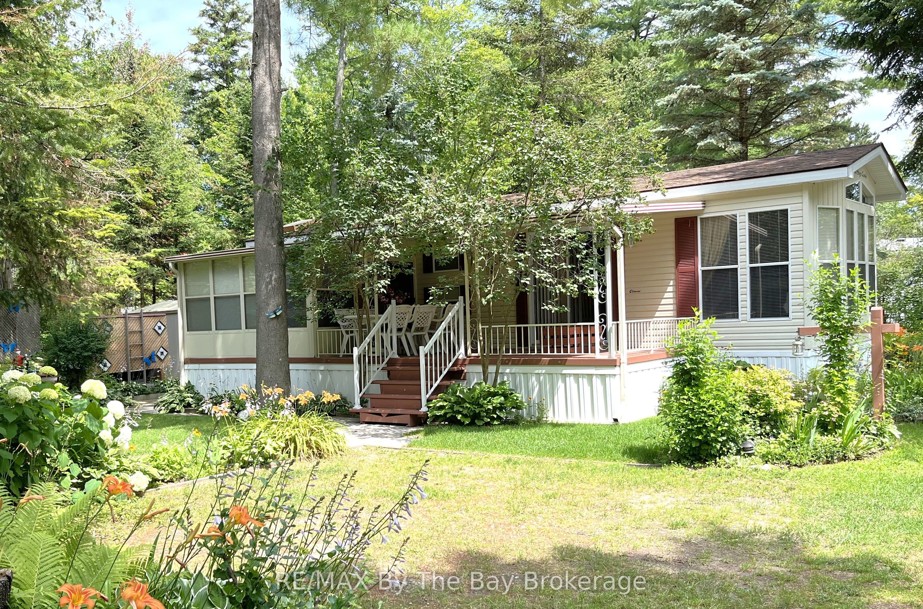 85 Theme Park Drive 247 Property Photo 1