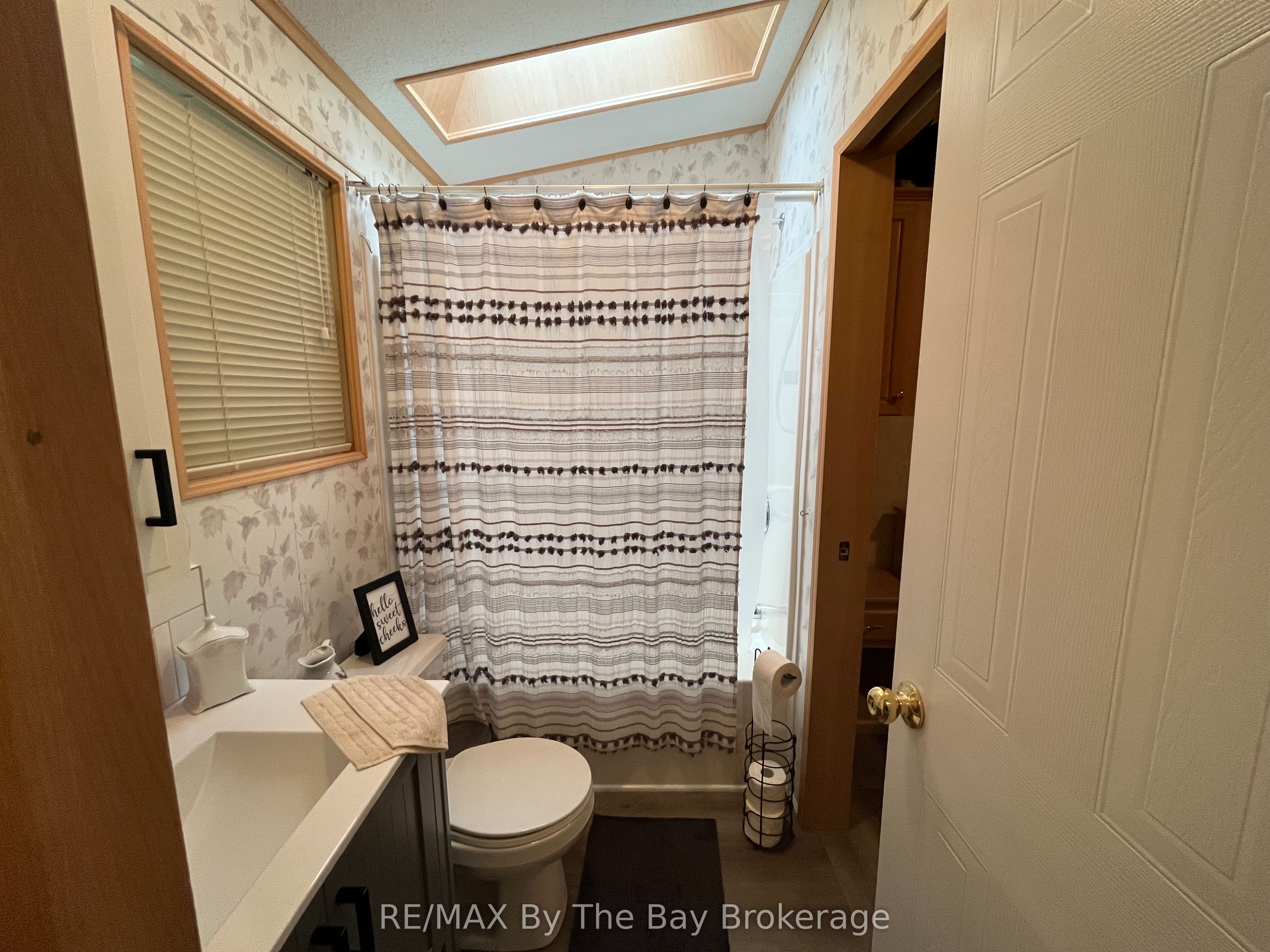 85 Theme Park Drive 247 Property Photo 14