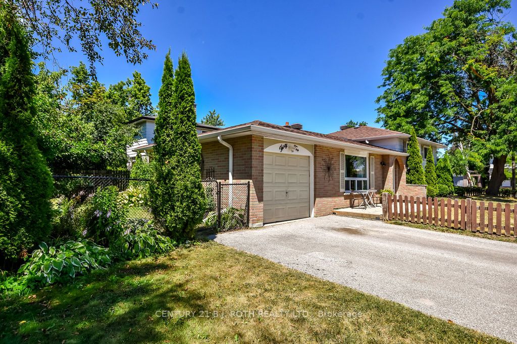 32 Lonsdale Place Property Photo 3