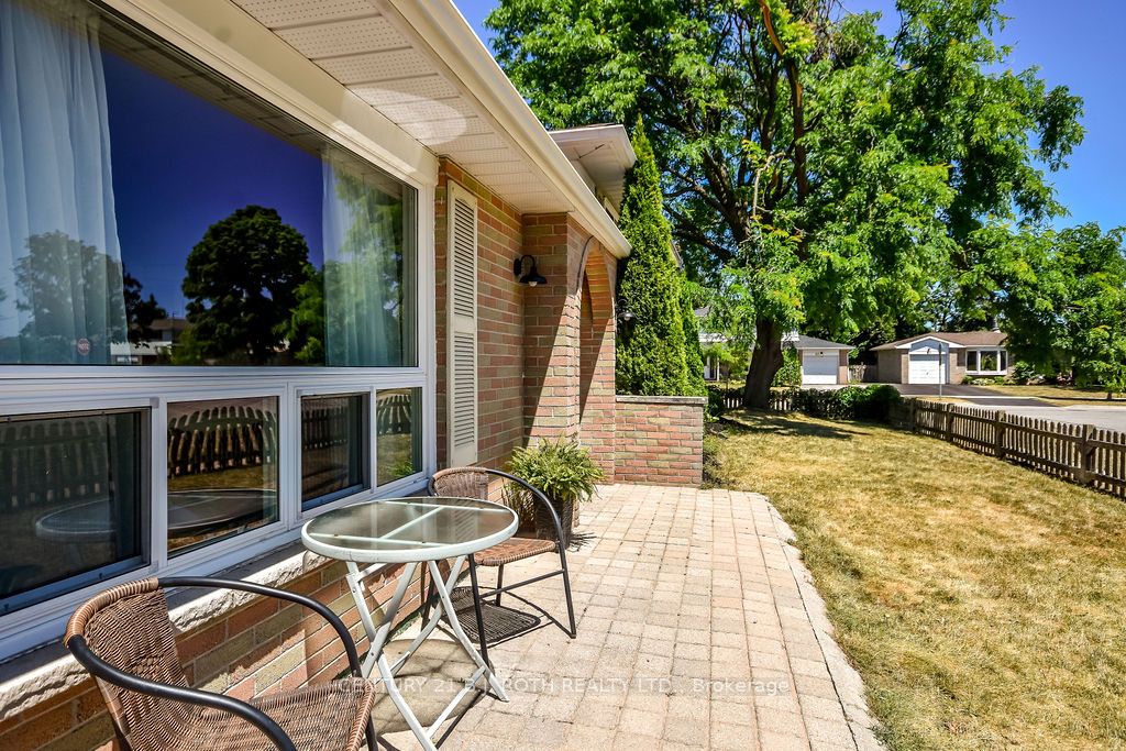 32 Lonsdale Place Property Photo 4