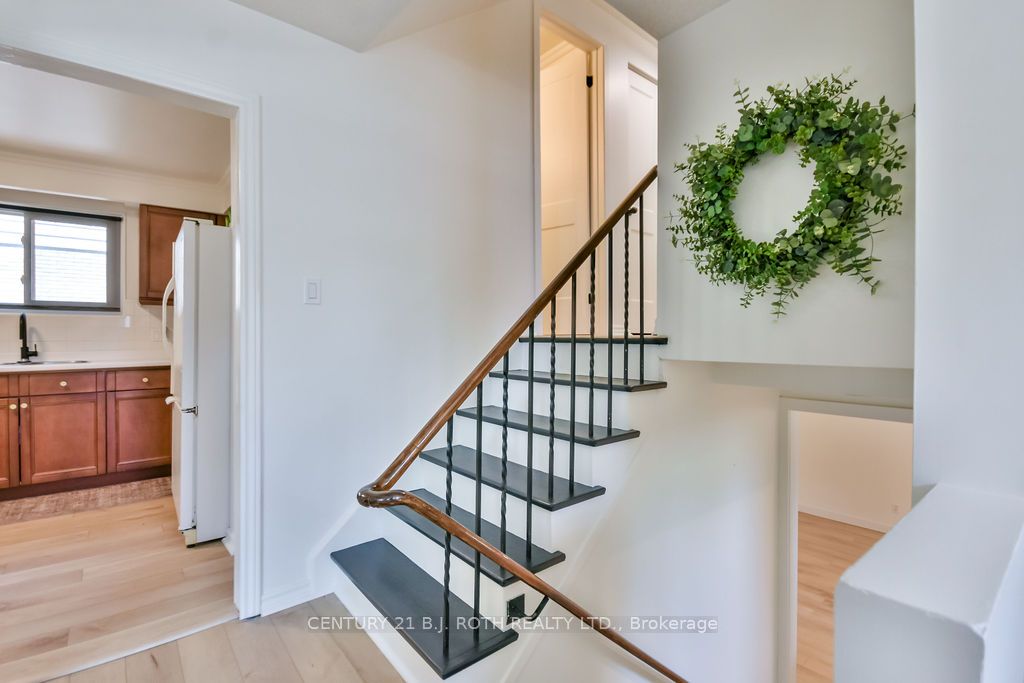 32 Lonsdale Place Property Photo 14