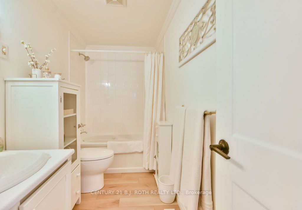 32 Lonsdale Place Property Photo 20