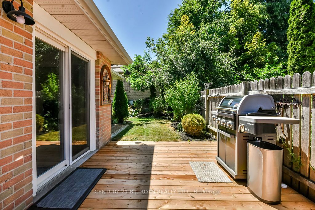 32 Lonsdale Place Property Photo 29