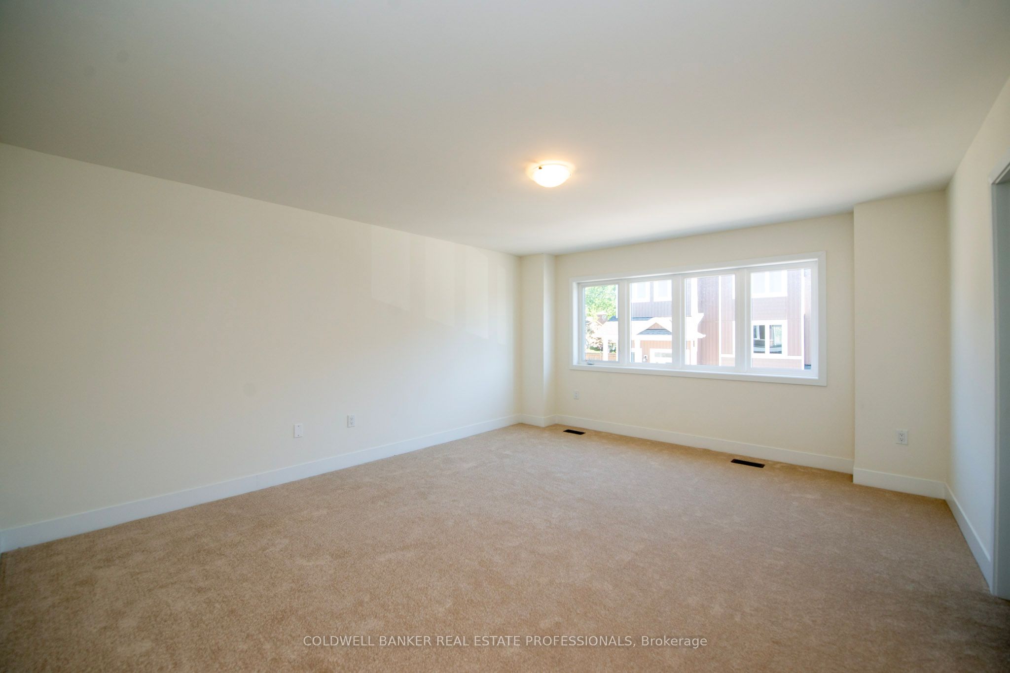 4 Hampton Lane Property Photo 31