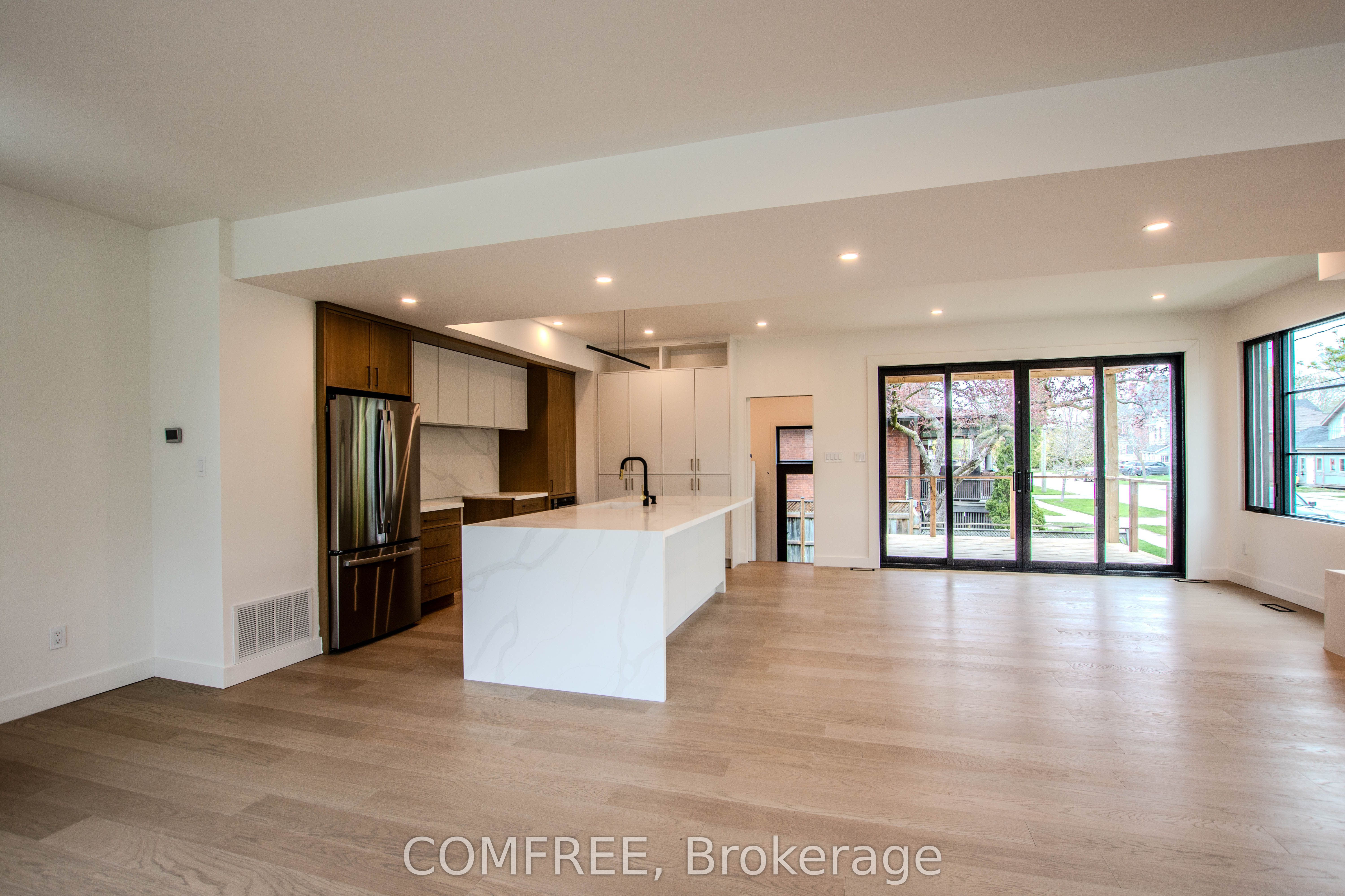169 Second Street Property Photo 5