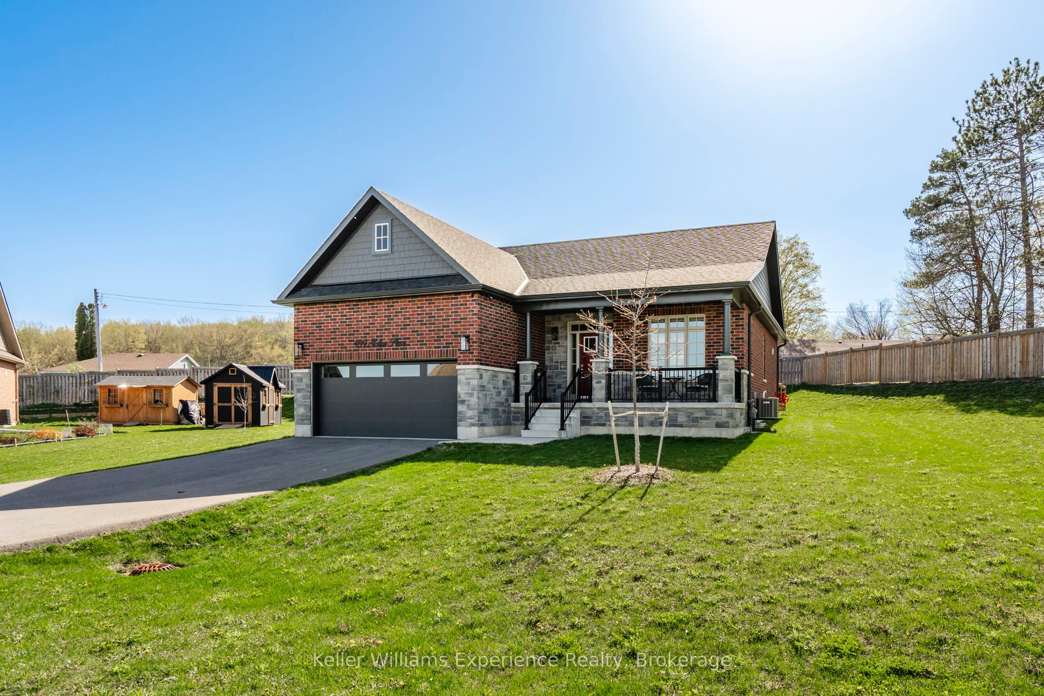 939 Stollar Place Property Photo 1