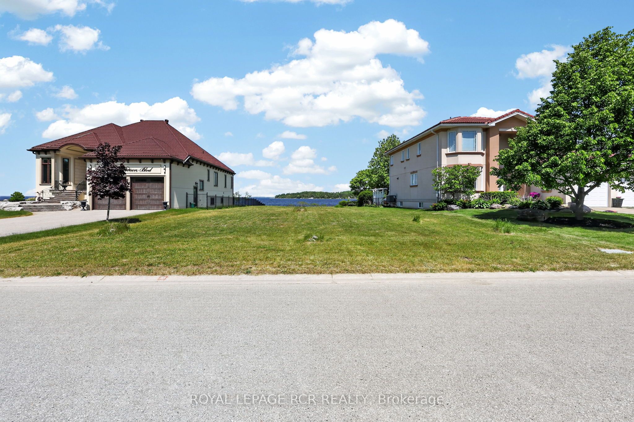 583 Aberdeen Boulevard Property Photo 11