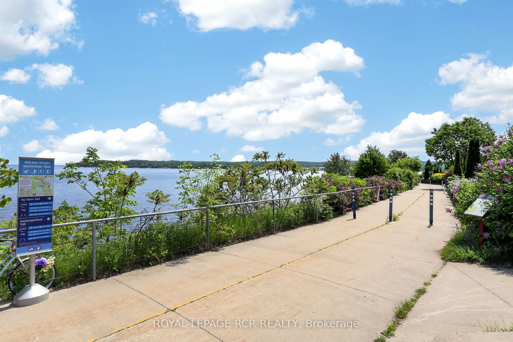 583 Aberdeen Boulevard Property Photo 33