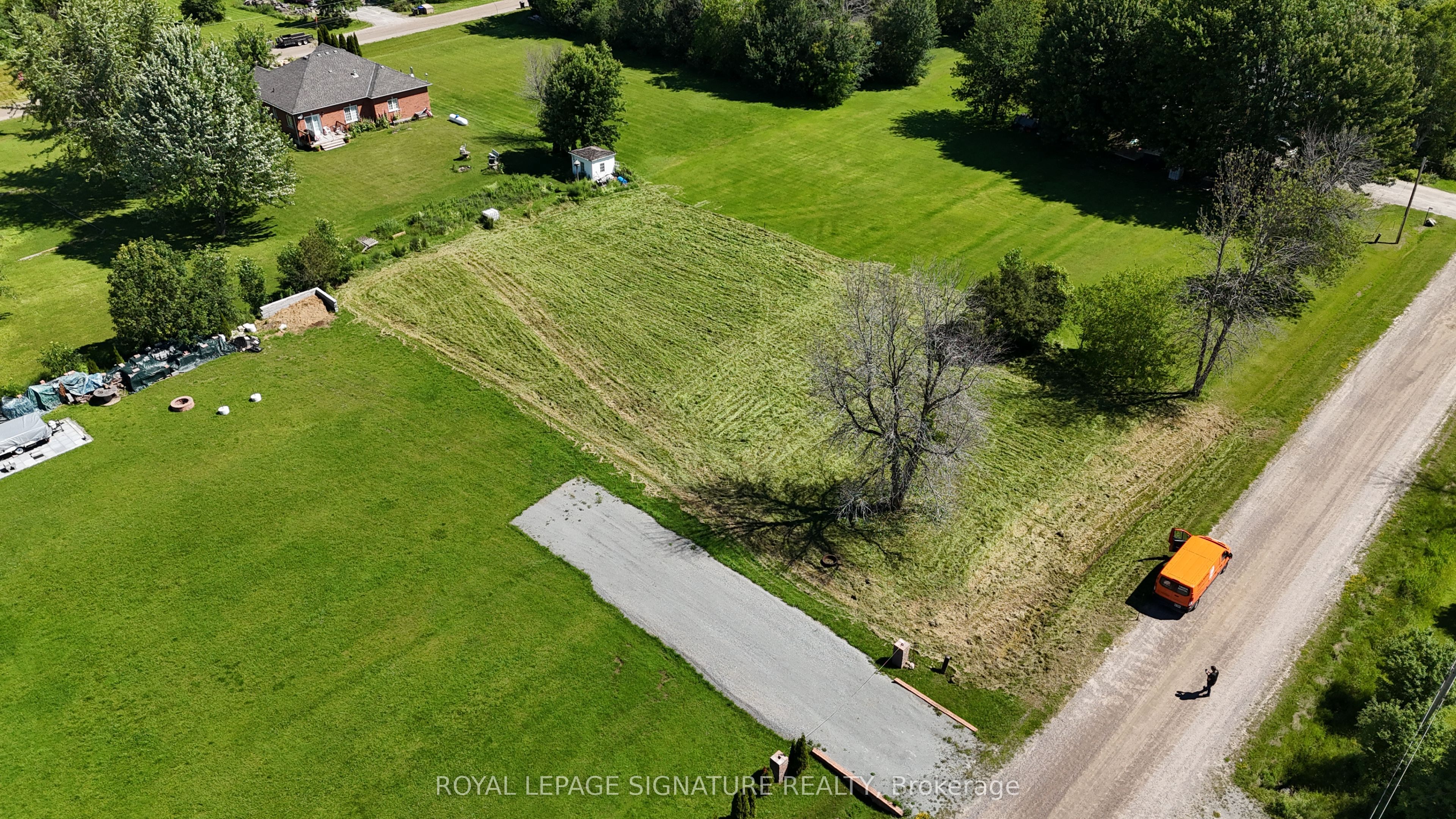 2886 Warren Road Property Photo 4