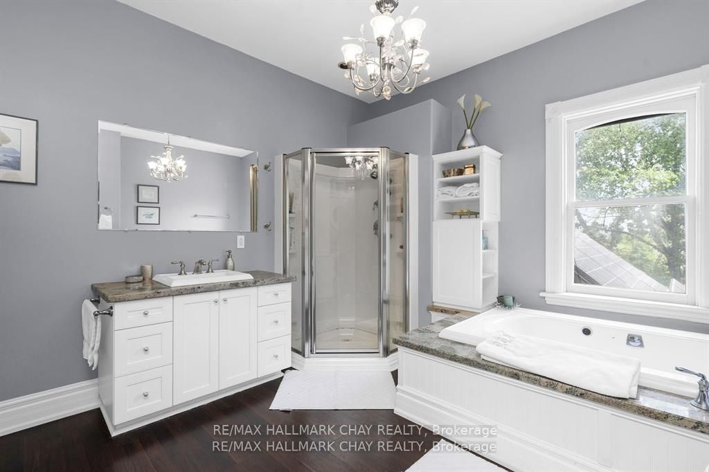 1407 Flos 8 Road W Property Photo 27