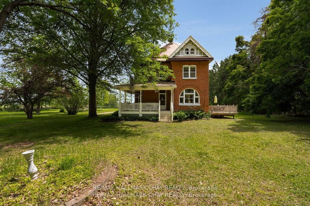 1407 Flos 8 Road W Property Photo 33
