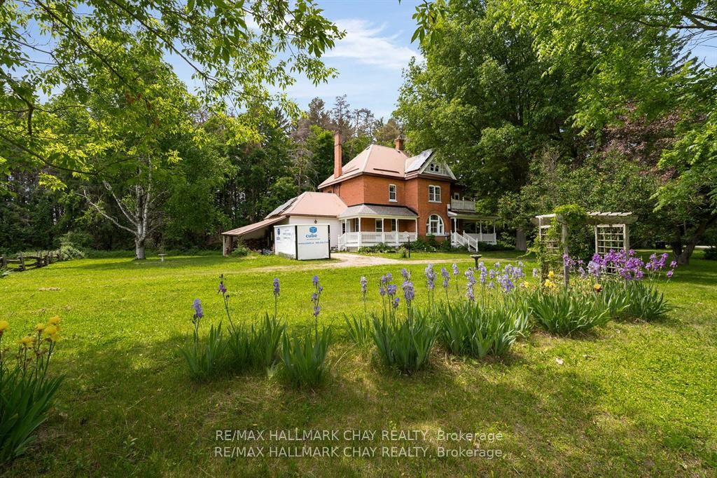 1407 Flos 8 Road W Property Photo 34