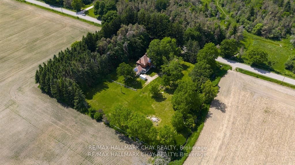 1407 Flos 8 Road W Property Photo 38