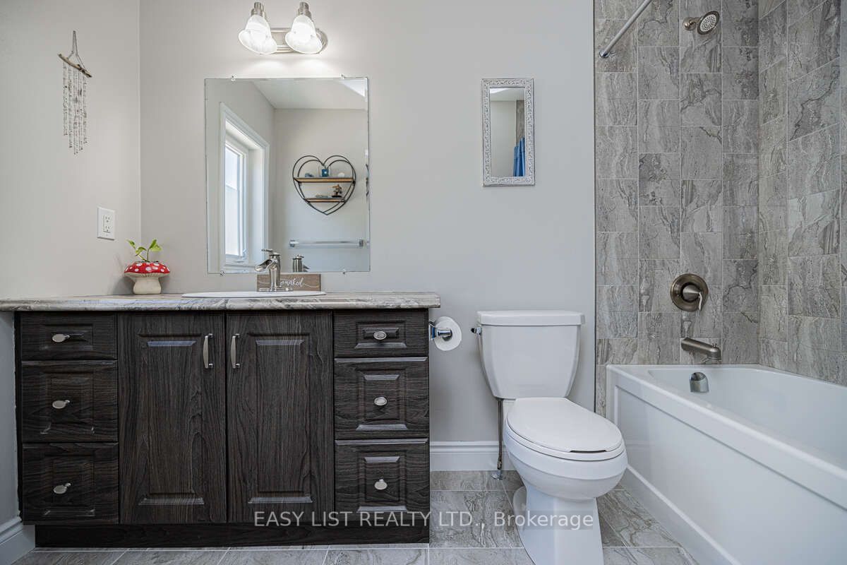19 Ralph Dalton Boulevard Property Photo 15