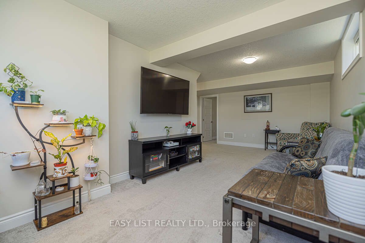 19 Ralph Dalton Boulevard Property Photo 26
