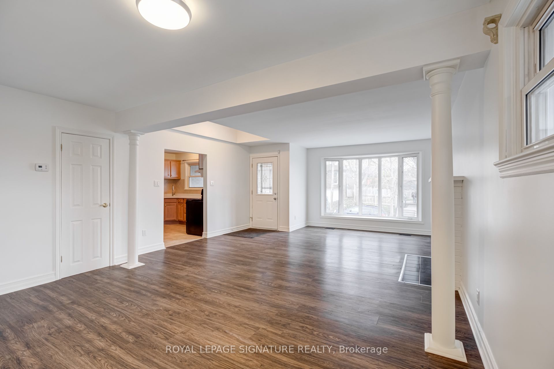 22 Drury Lane Main Property Photo 3