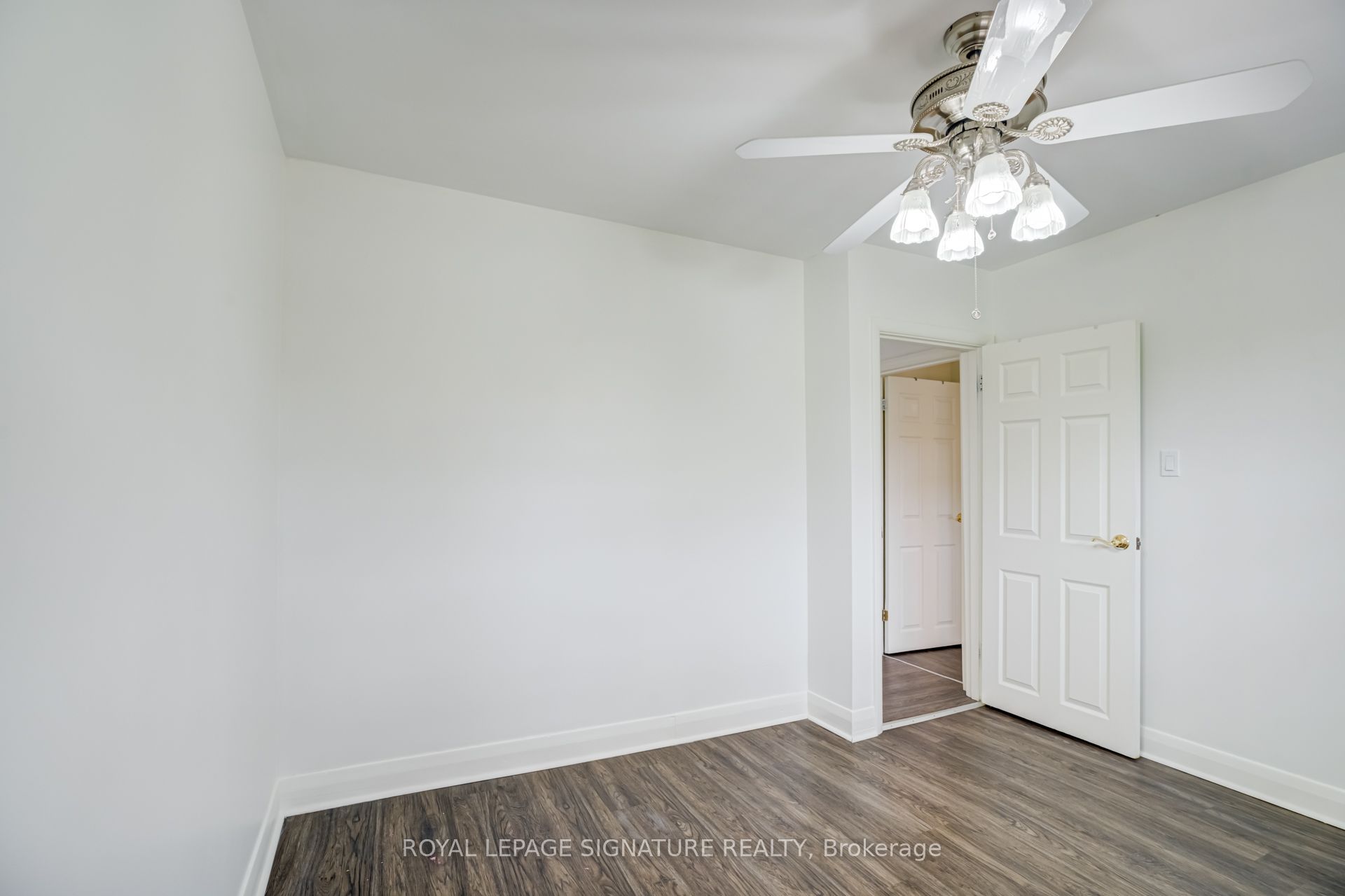 22 Drury Lane Main Property Photo 13