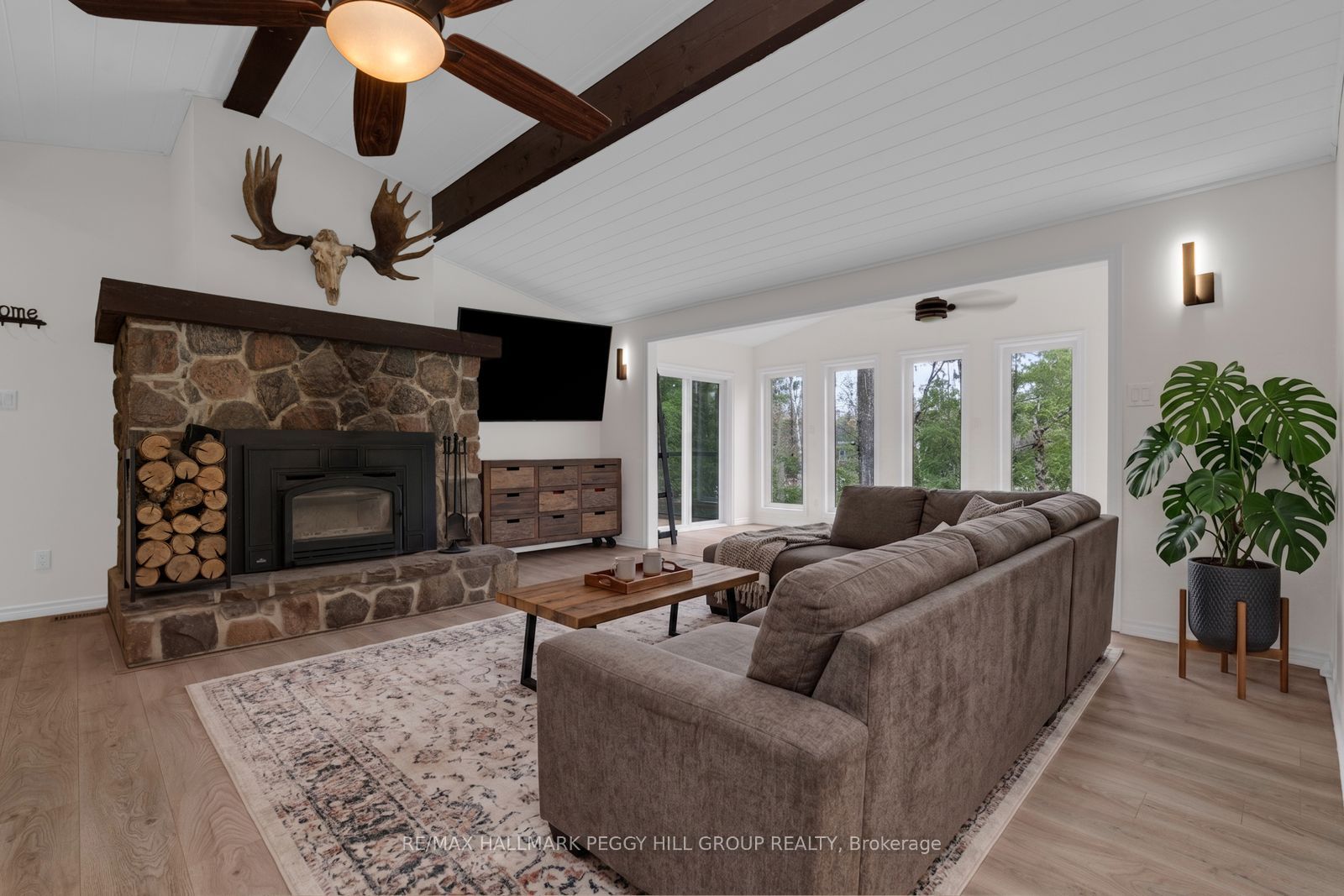7672 Birch Drive Property Photo 4
