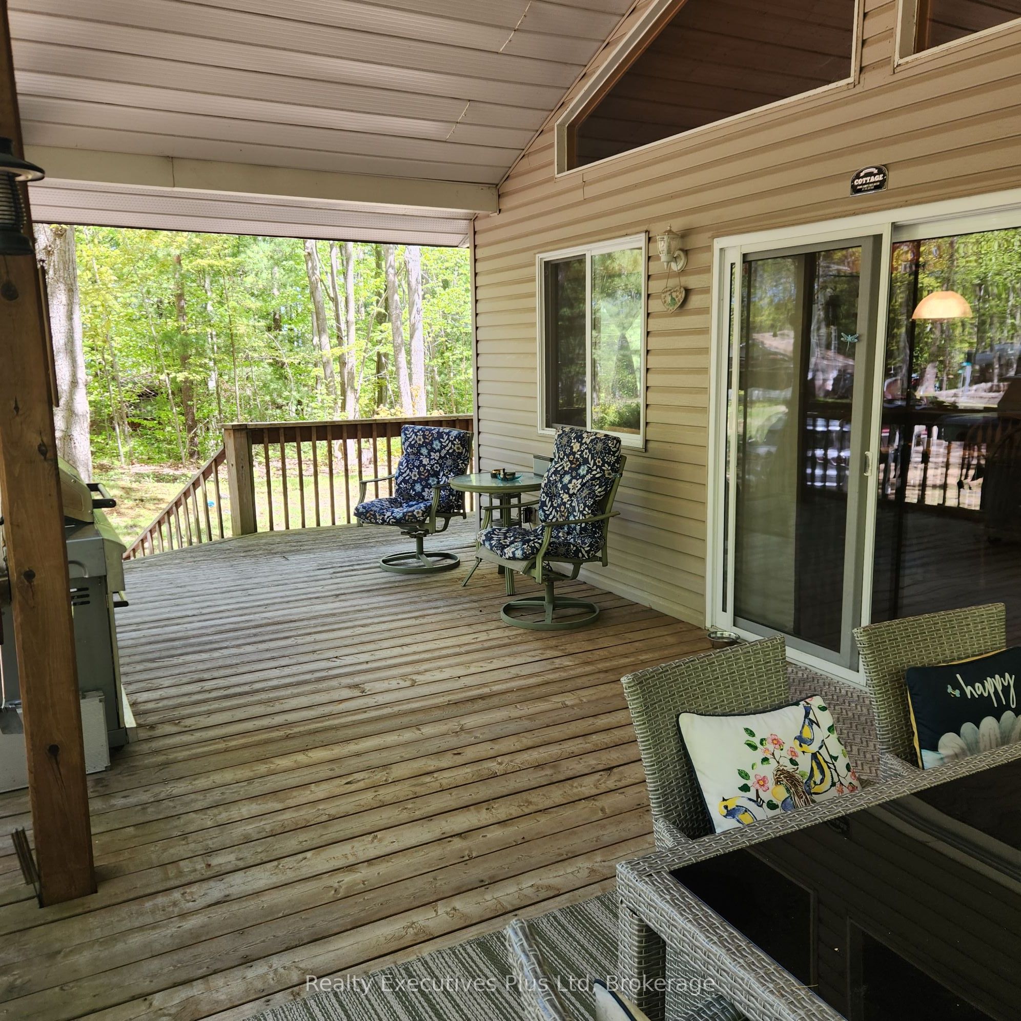 12 Waagosh Miikans Lane Property Photo 15