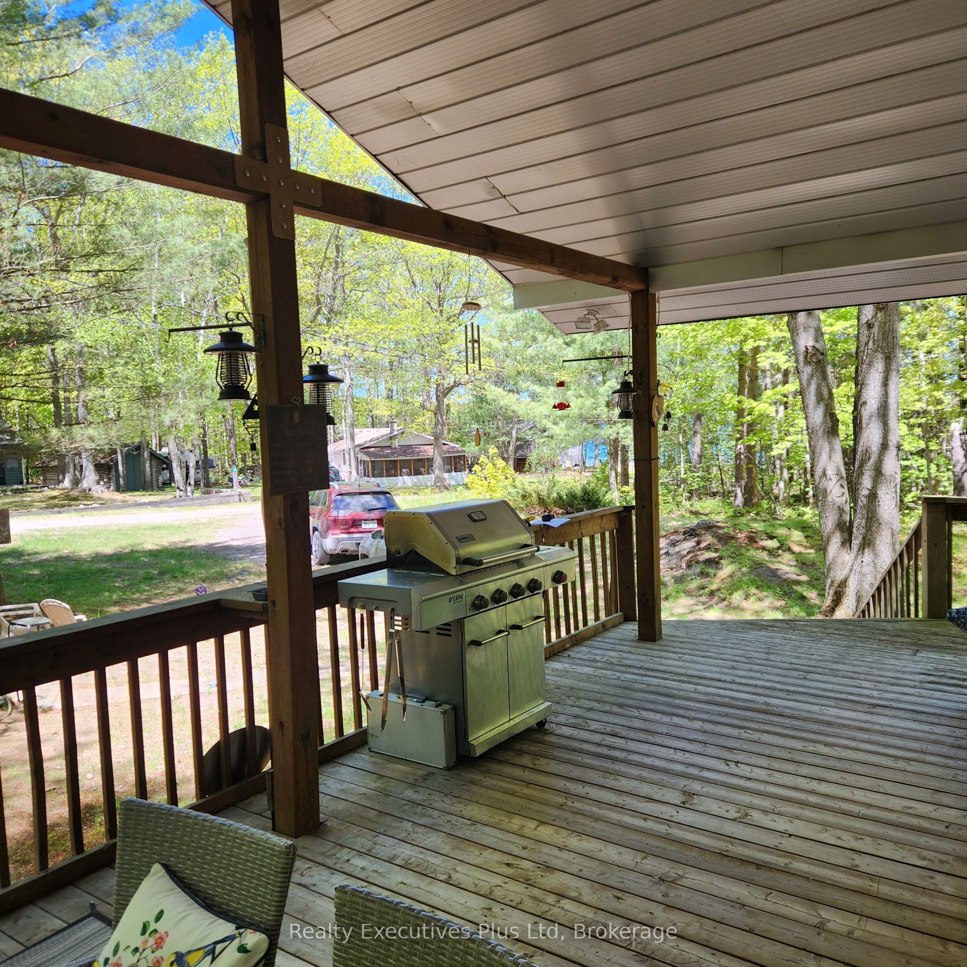 12 Waagosh Miikans Lane Property Photo 16