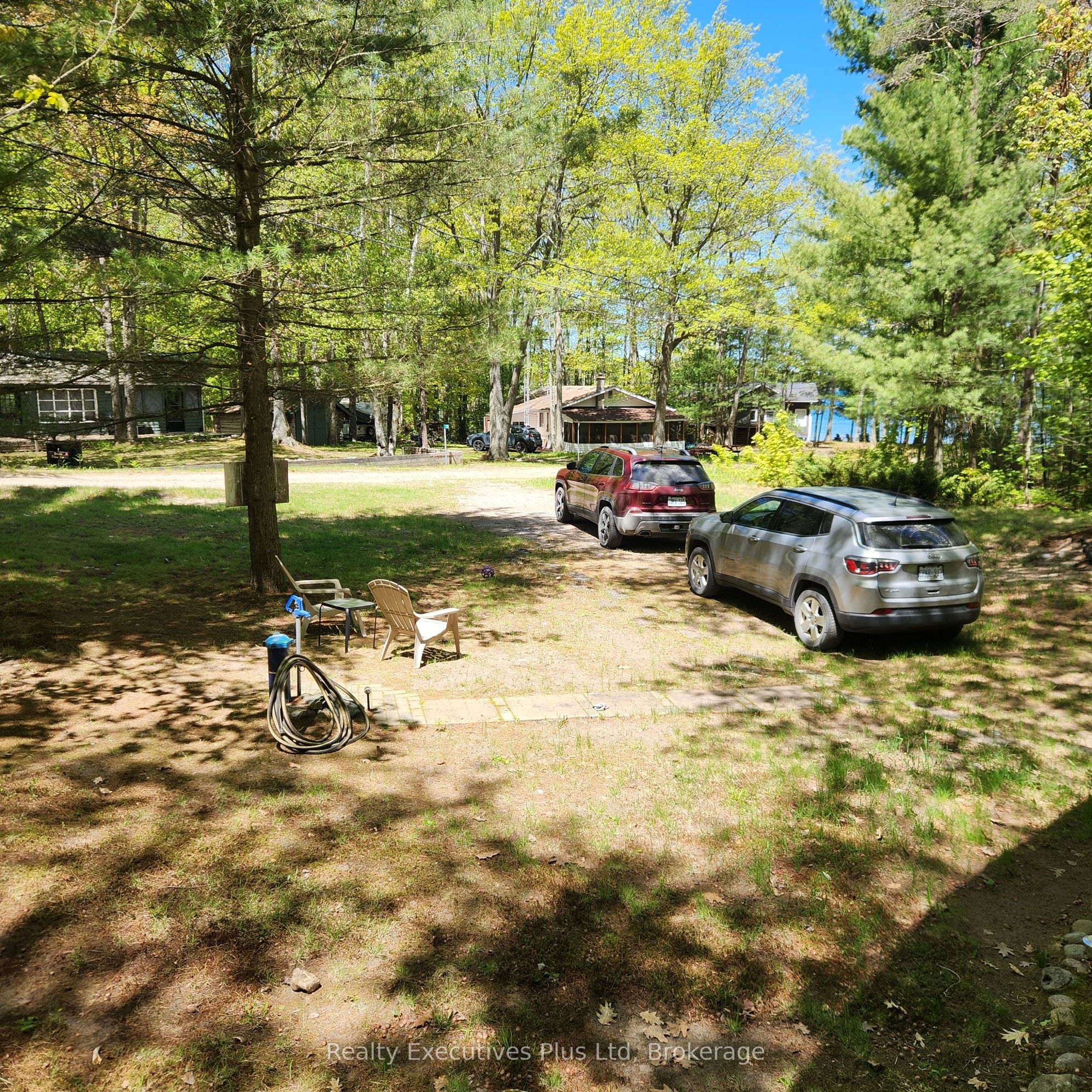 12 Waagosh Miikans Lane Property Photo 18