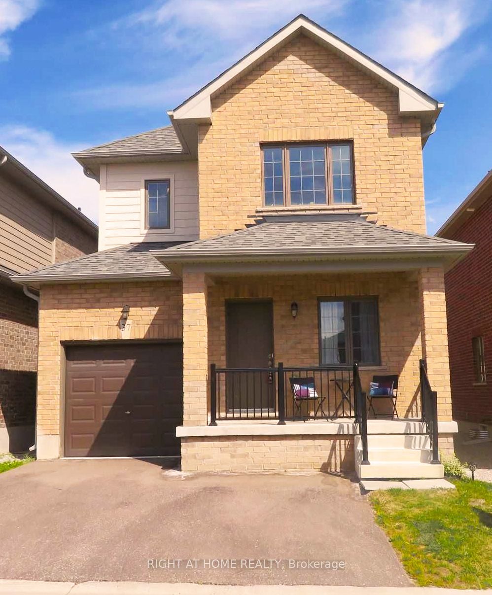 37 Bedford Estates Crescent Property Photo 2