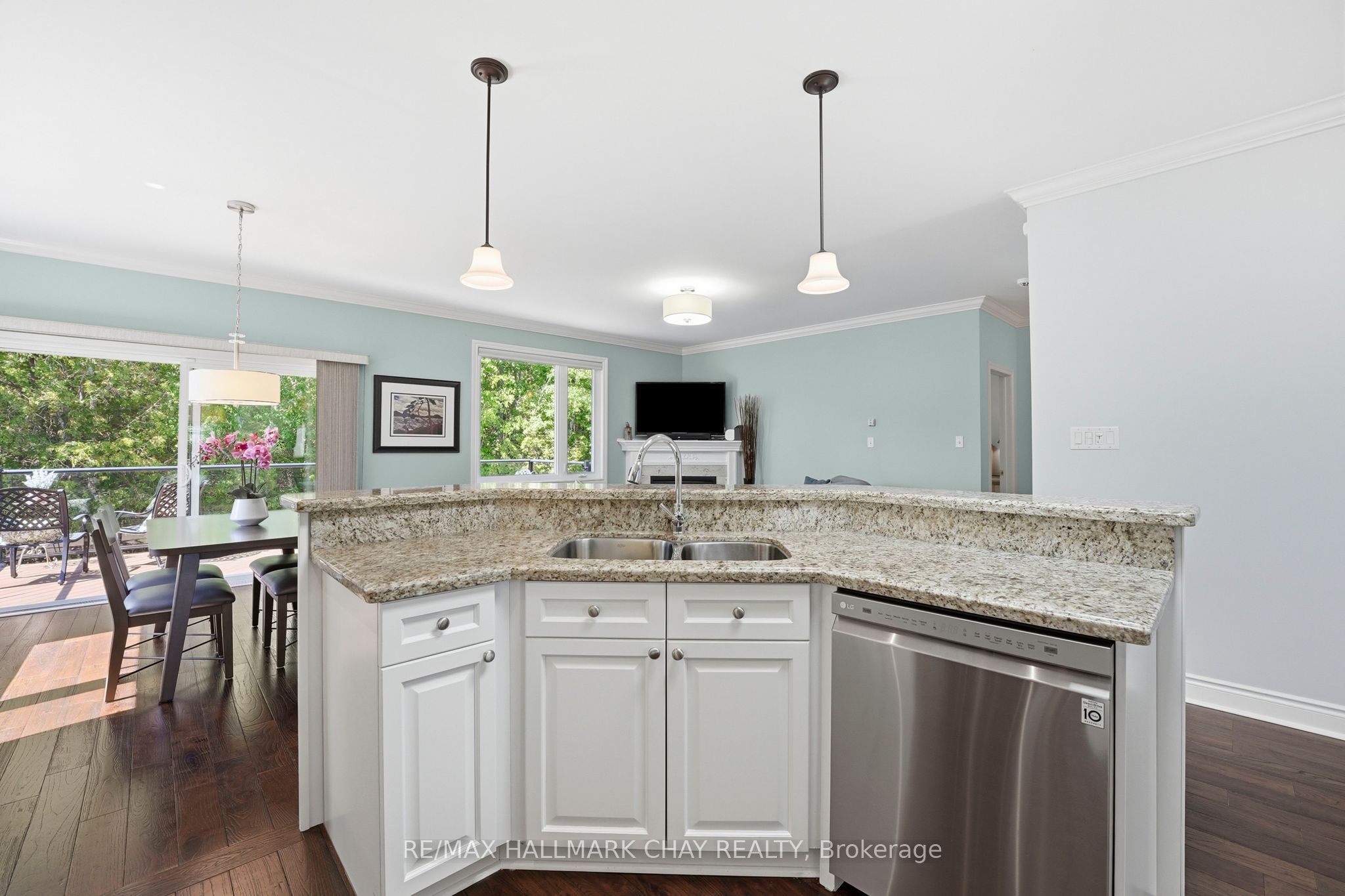 50 Thicketwood Avenue Property Photo 6