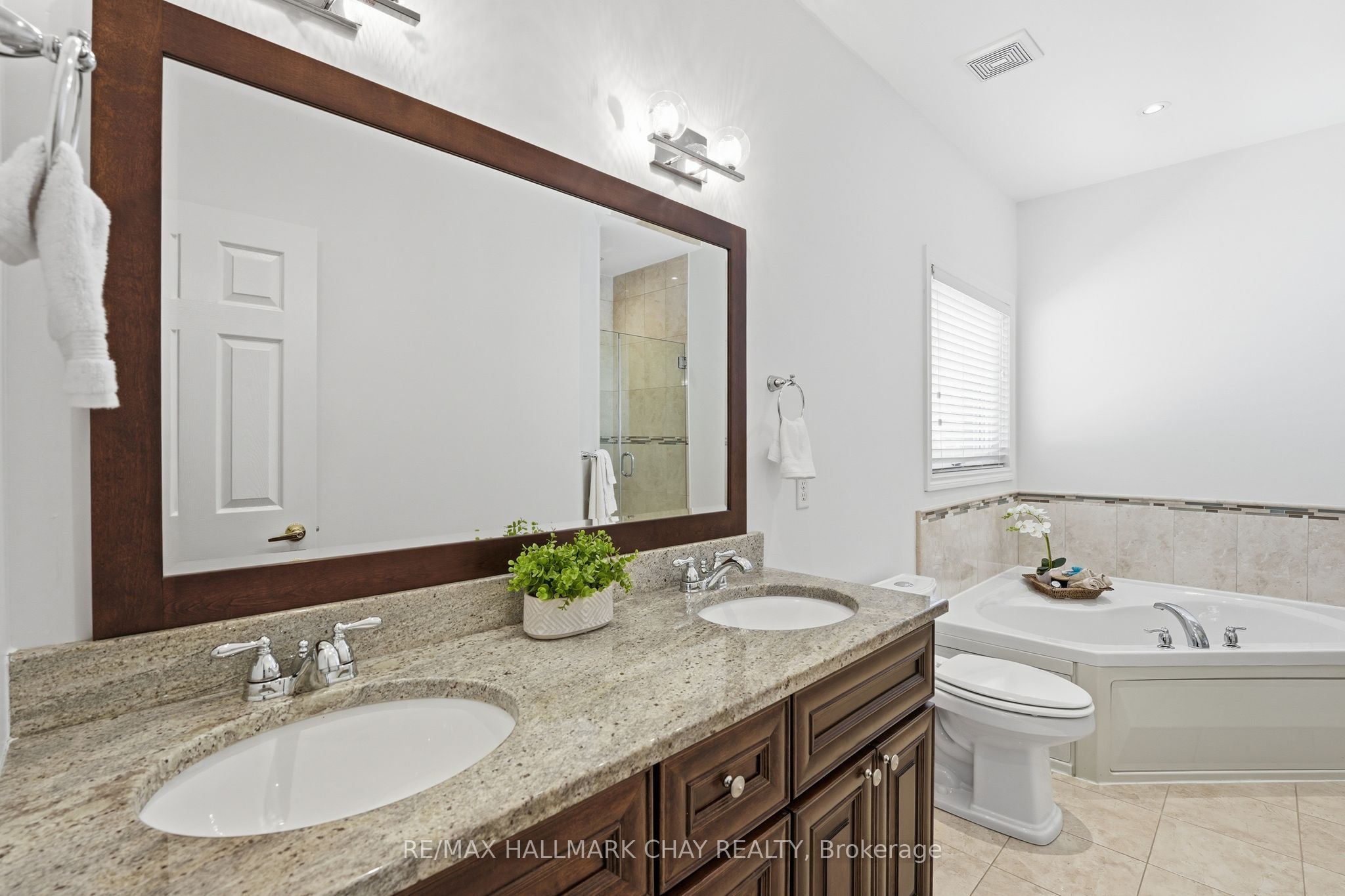 50 Thicketwood Avenue Property Photo 16