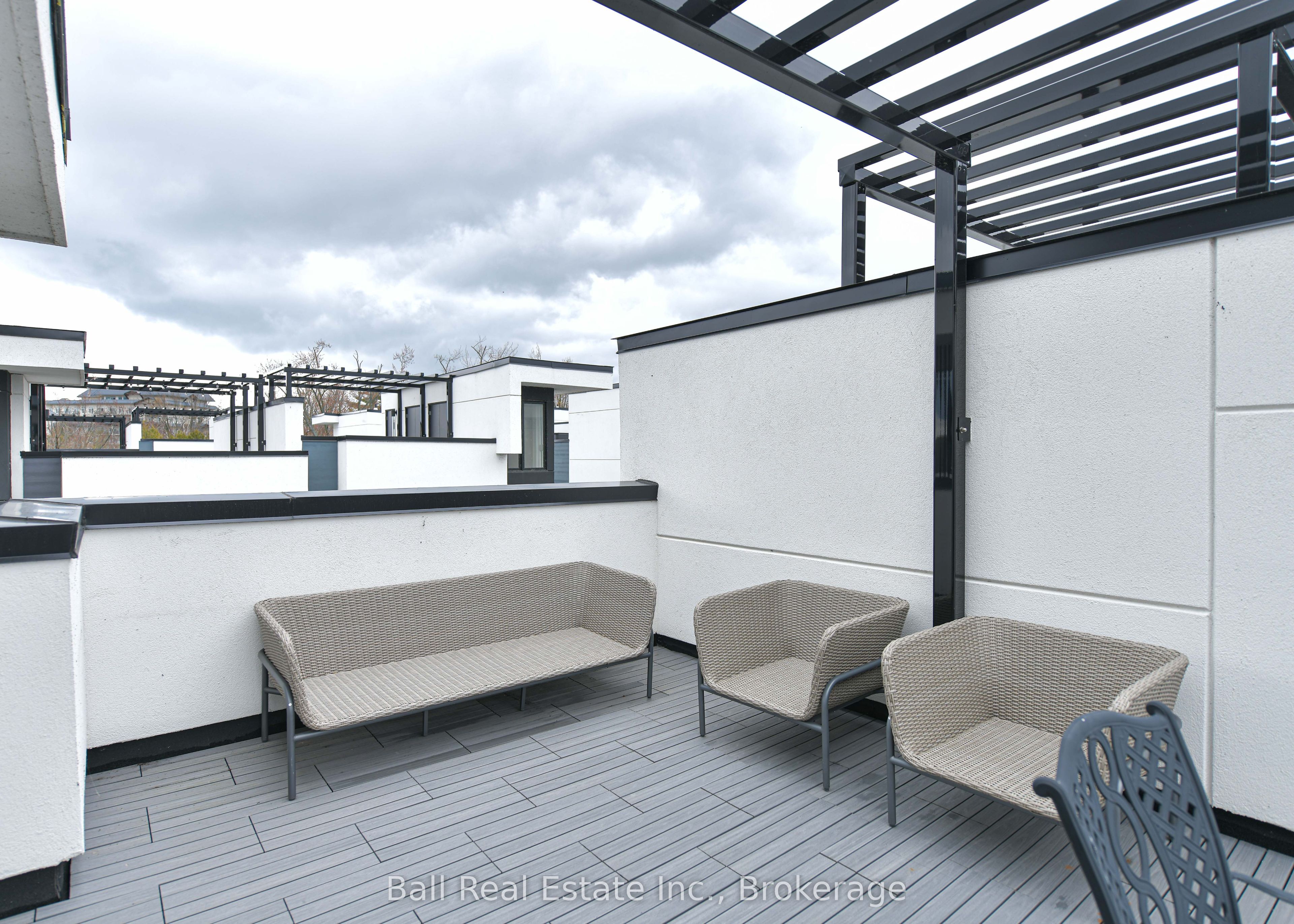 16 Mariners Pier Way Property Photo 6