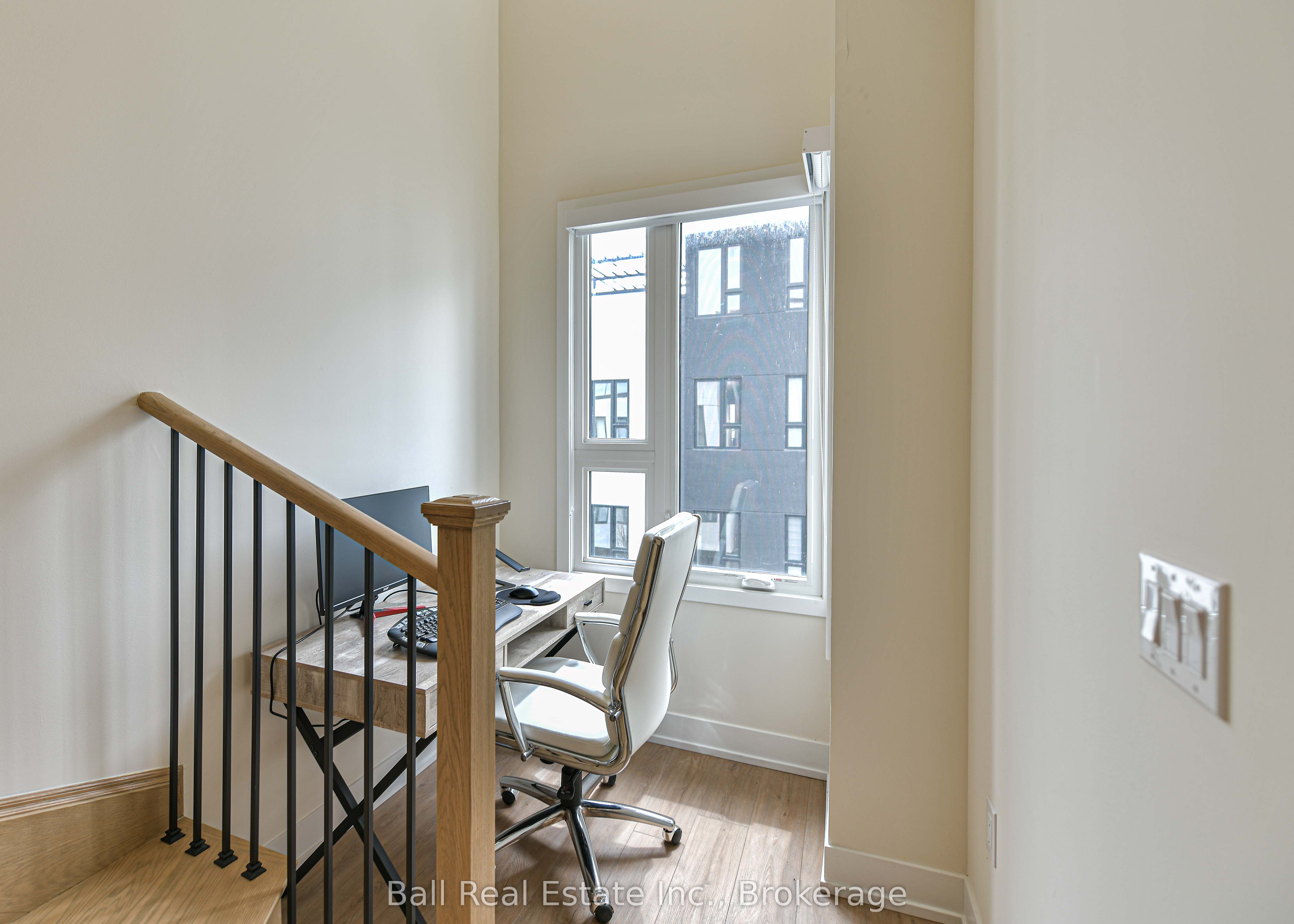 16 Mariners Pier Way Property Photo 13