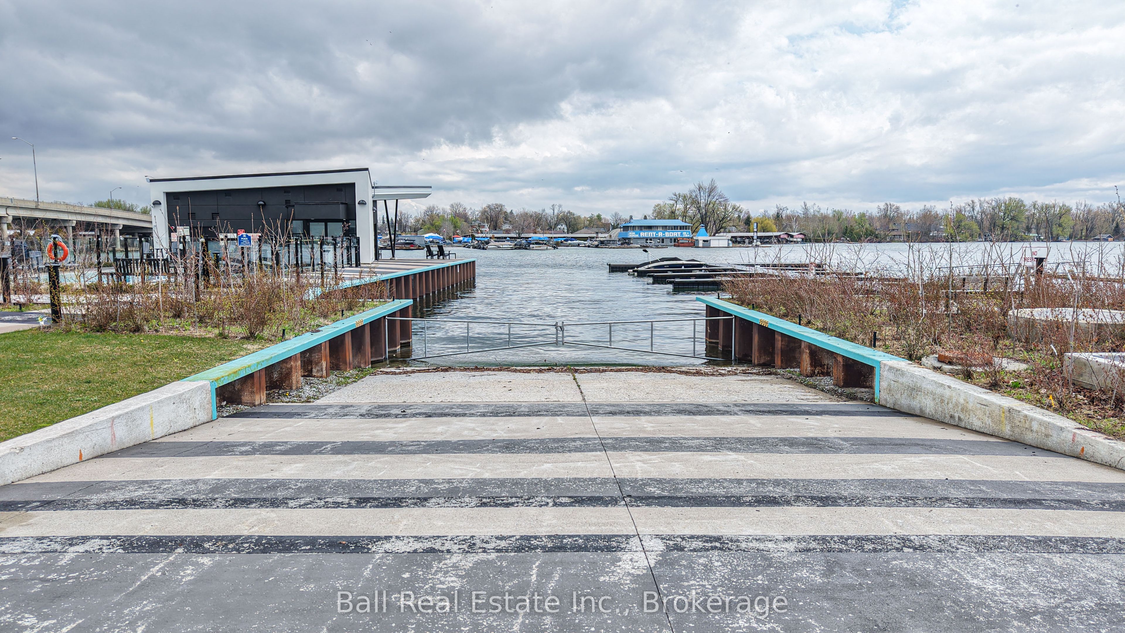 16 Mariners Pier Way Property Photo 25
