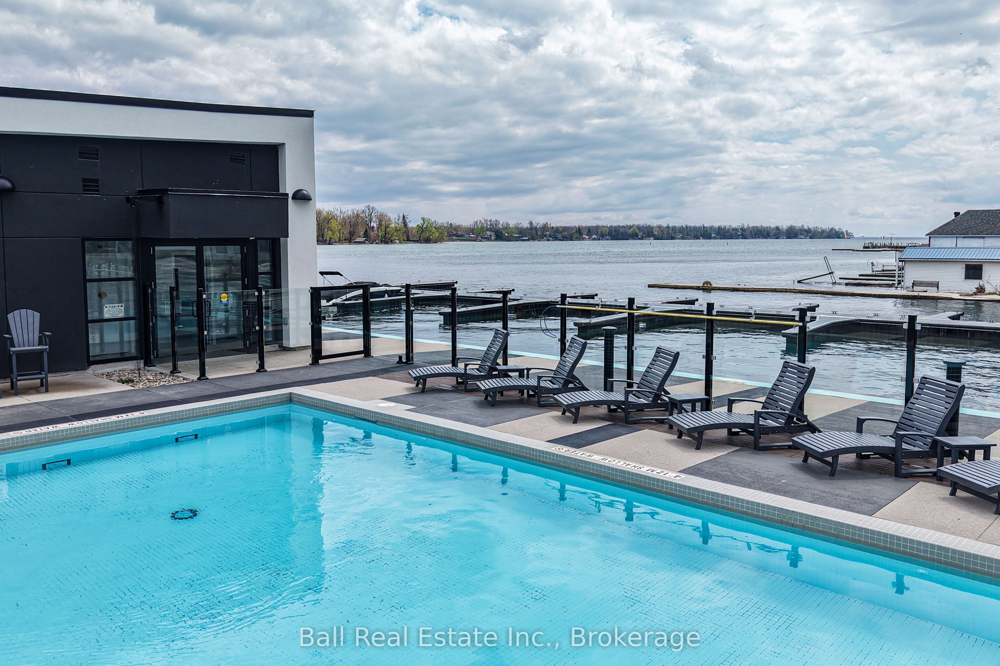 16 Mariners Pier Way Property Photo 27
