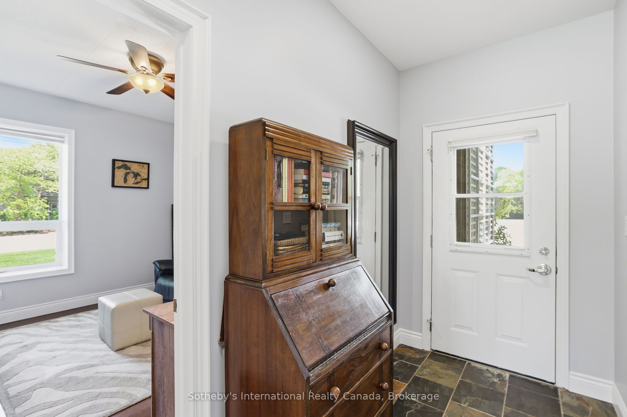 694 Johnston Park Avenue Property Photo 5