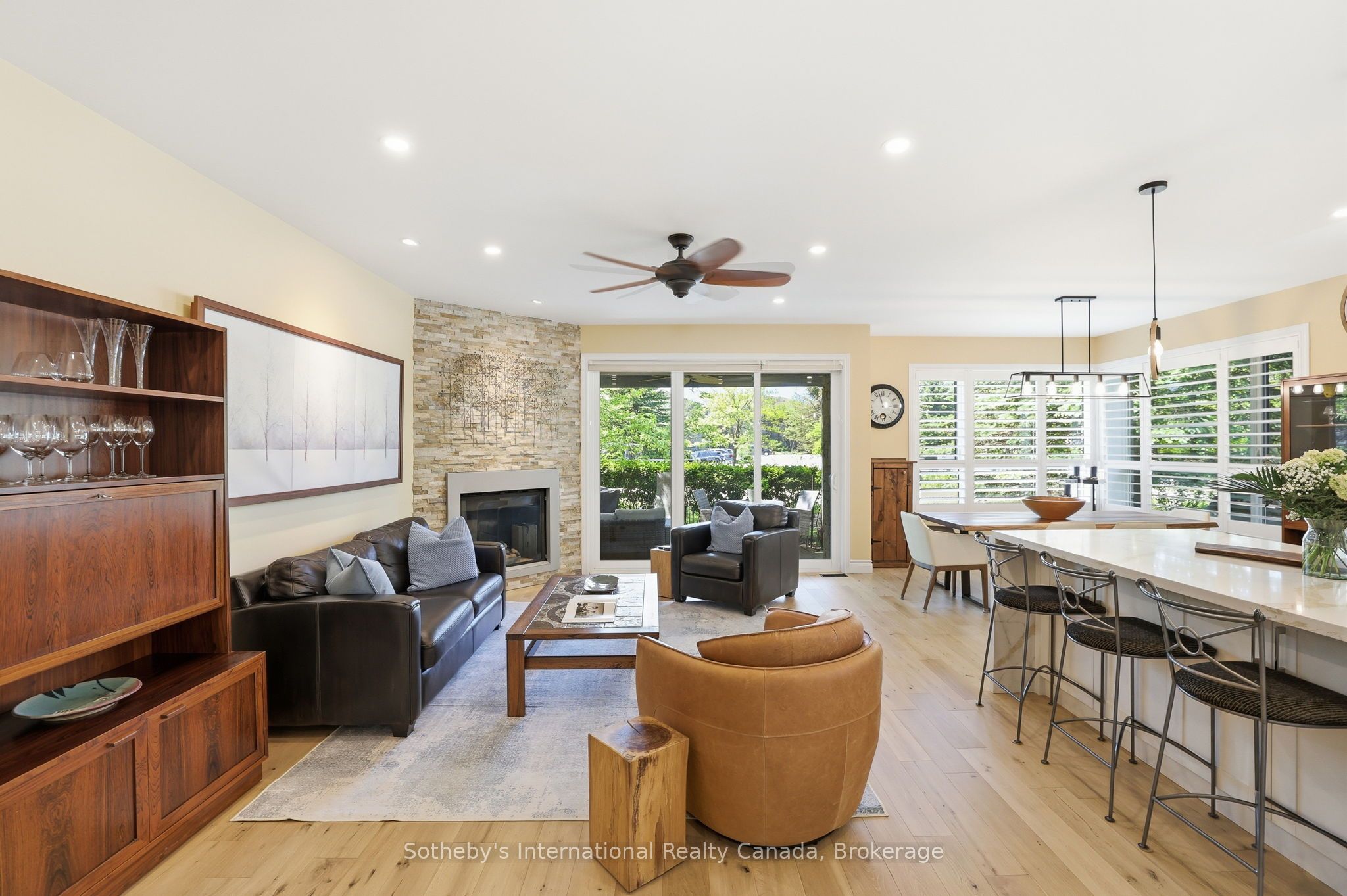 694 Johnston Park Avenue Property Photo 8