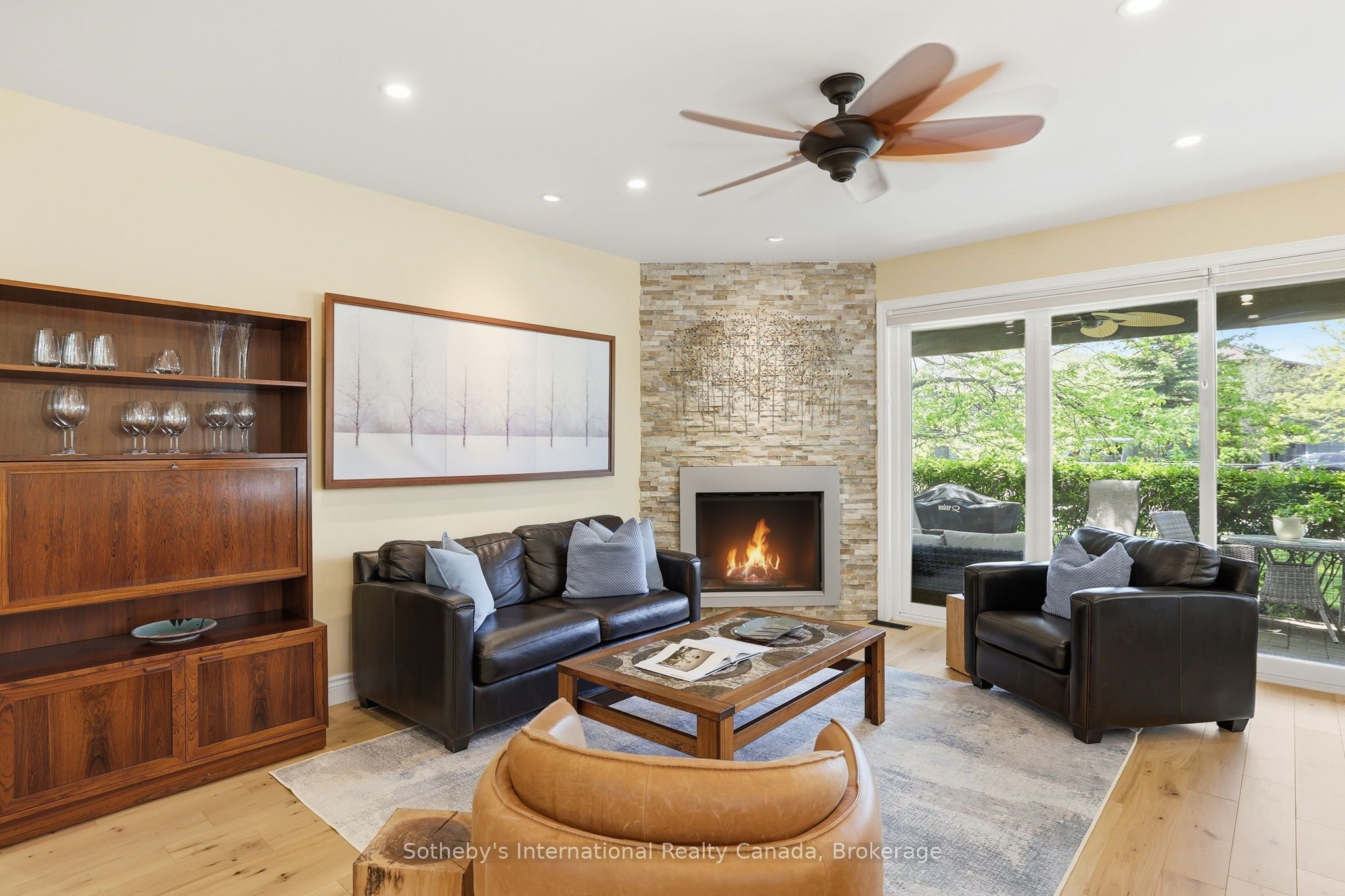 694 Johnston Park Avenue Property Photo 10