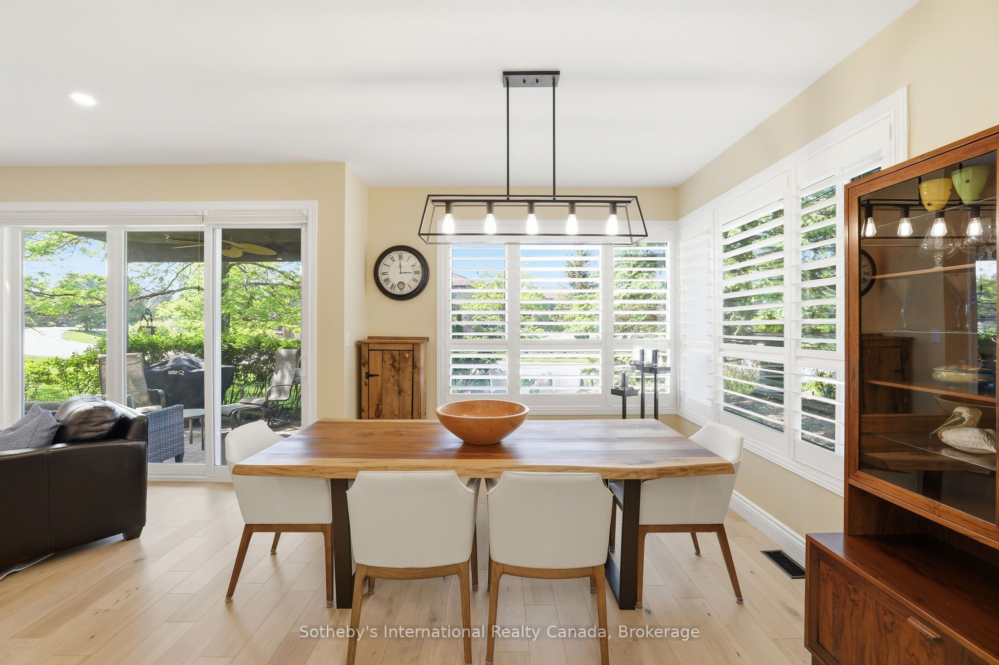 694 Johnston Park Avenue Property Photo 20