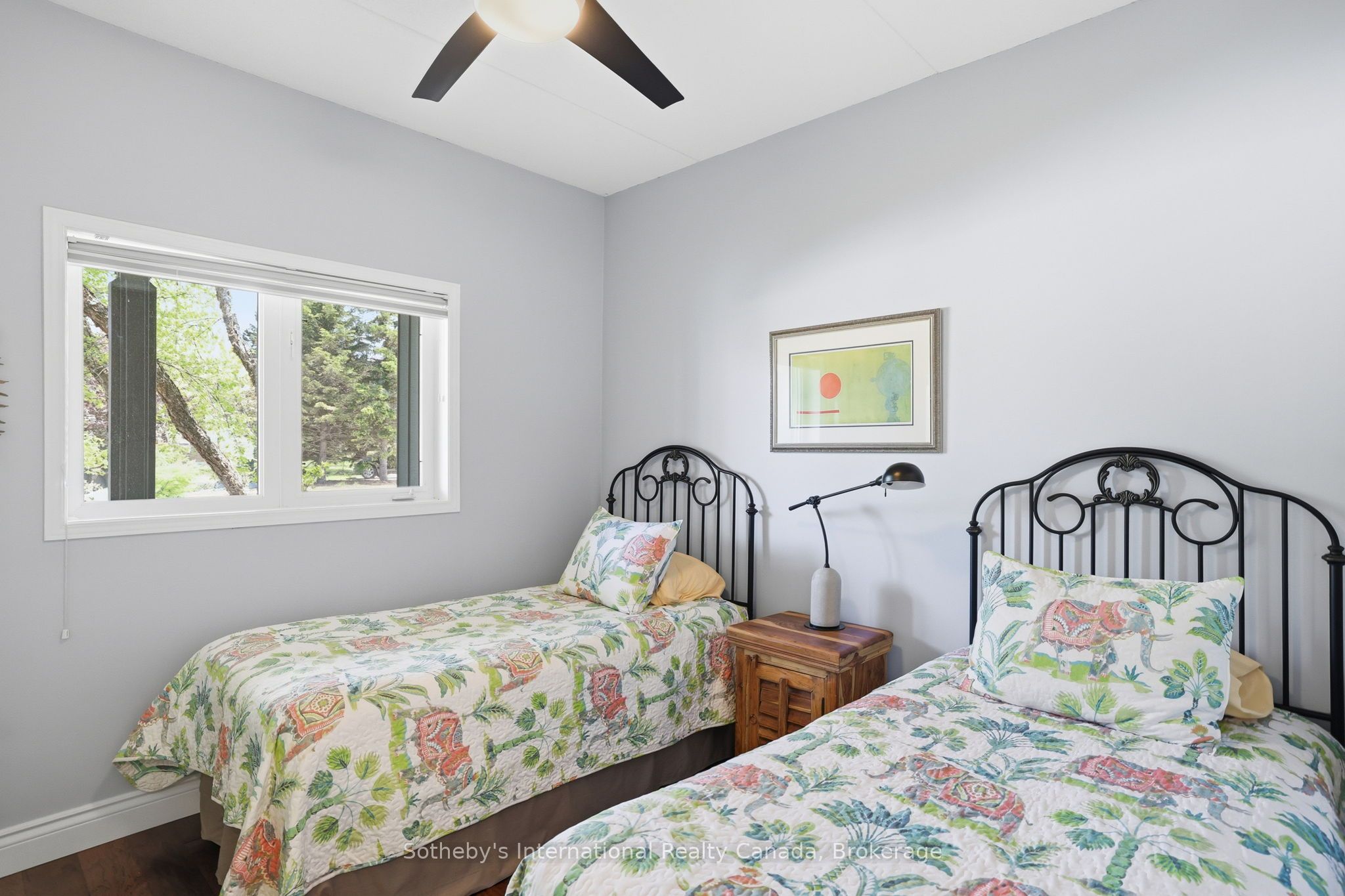 694 Johnston Park Avenue Property Photo 27
