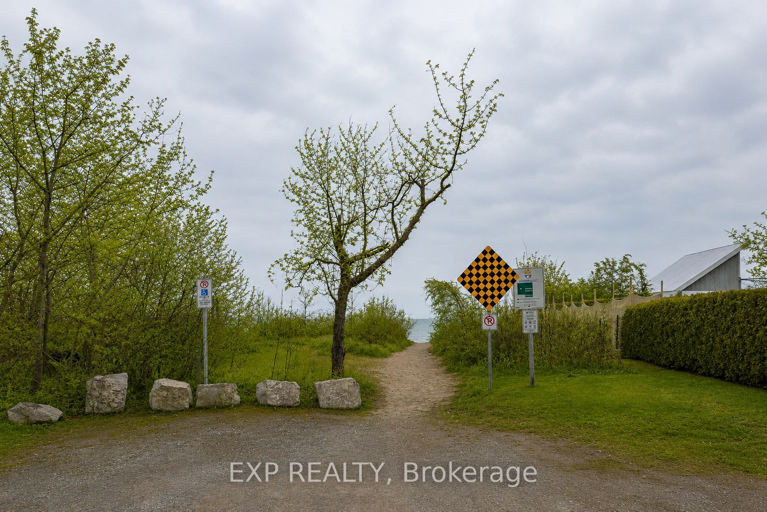 98 Rue Vanier Road Property Photo 6