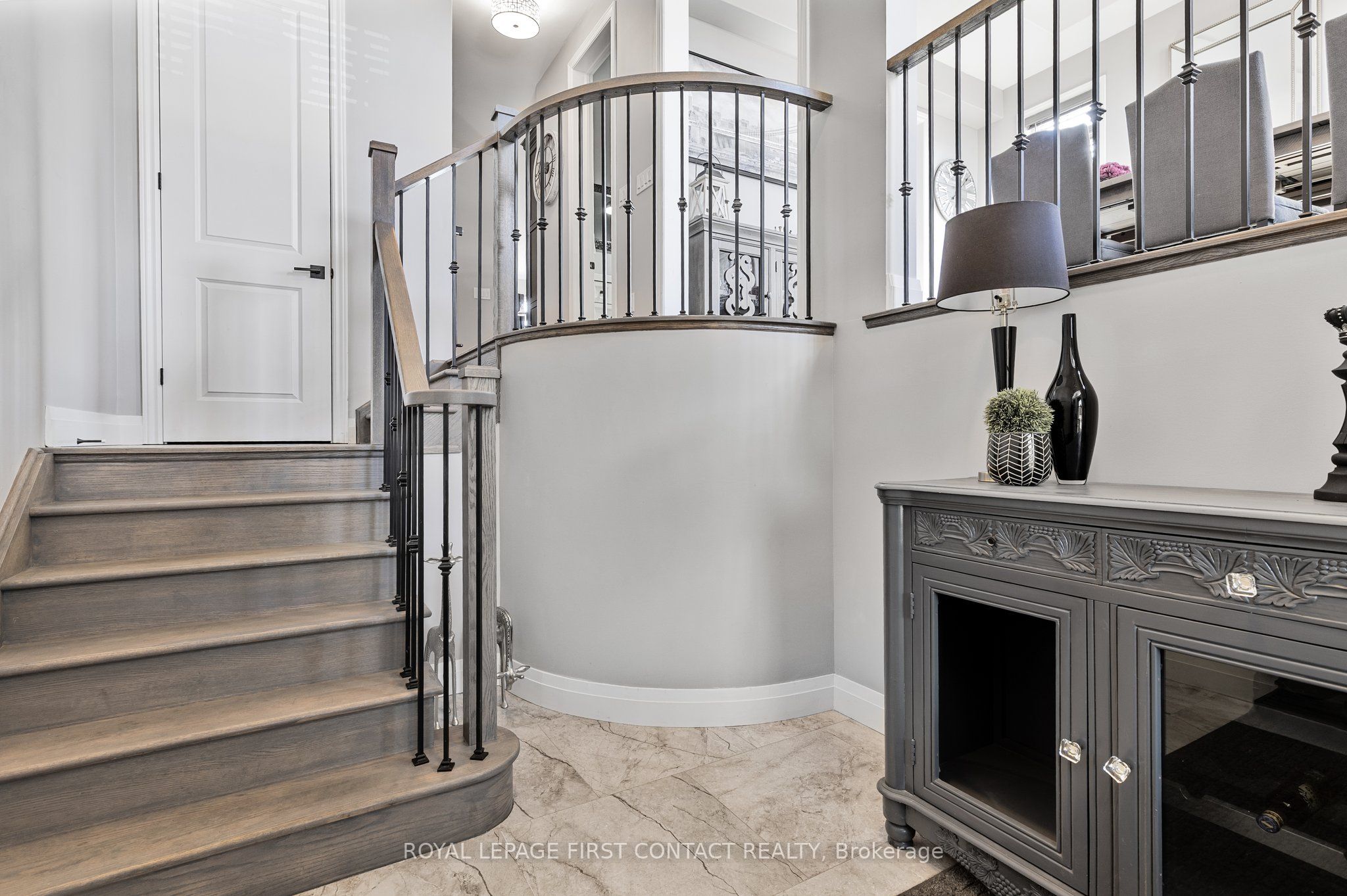 3075 Orion Boulevard Property Photo 2