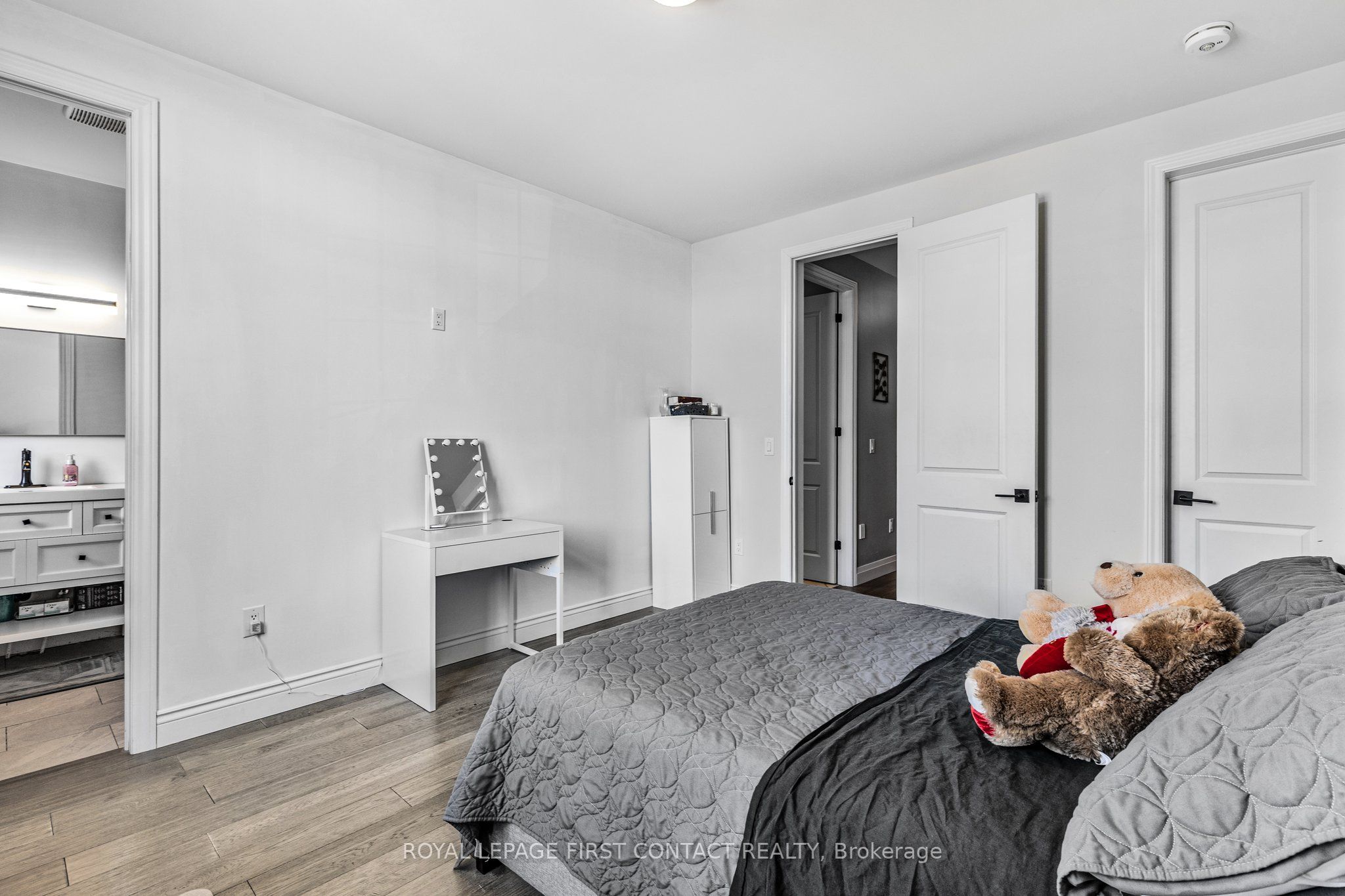 3075 Orion Boulevard Property Photo 17