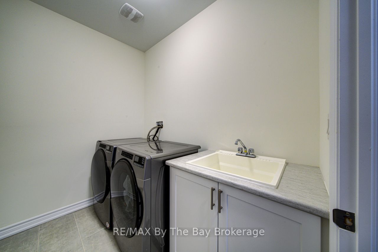 166 Mapleside Drive Property Photo 14