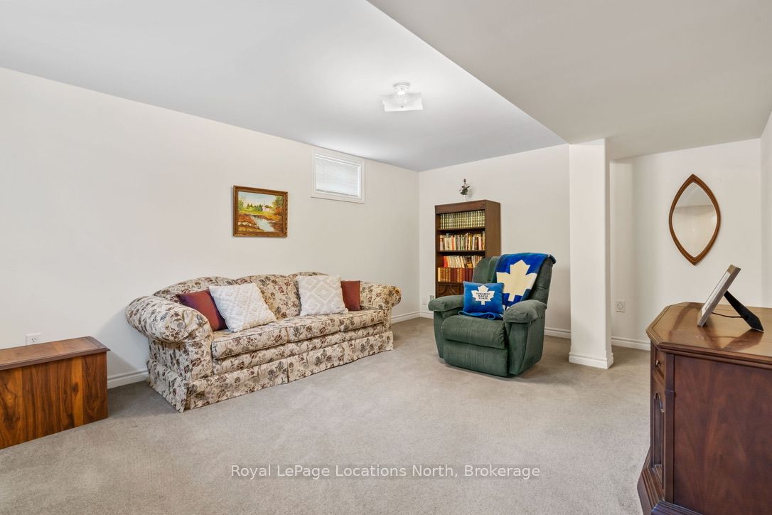 83 White Elm Road Property Photo 15